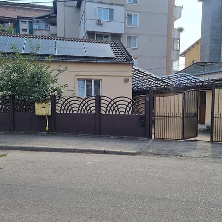 La Bebe 2 Beds Leilighet Hunedoara Eksteriør bilde