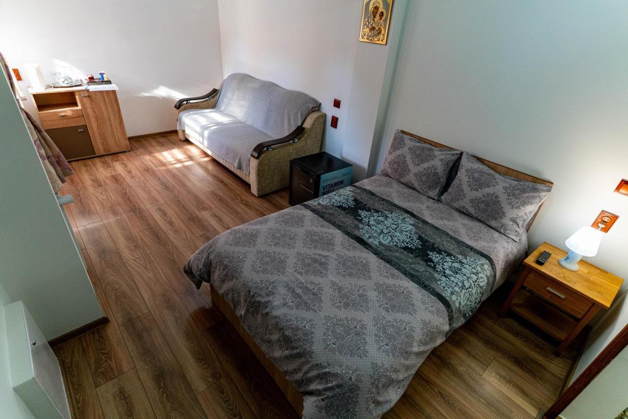 La Bebe 2 Beds Leilighet Hunedoara Eksteriør bilde